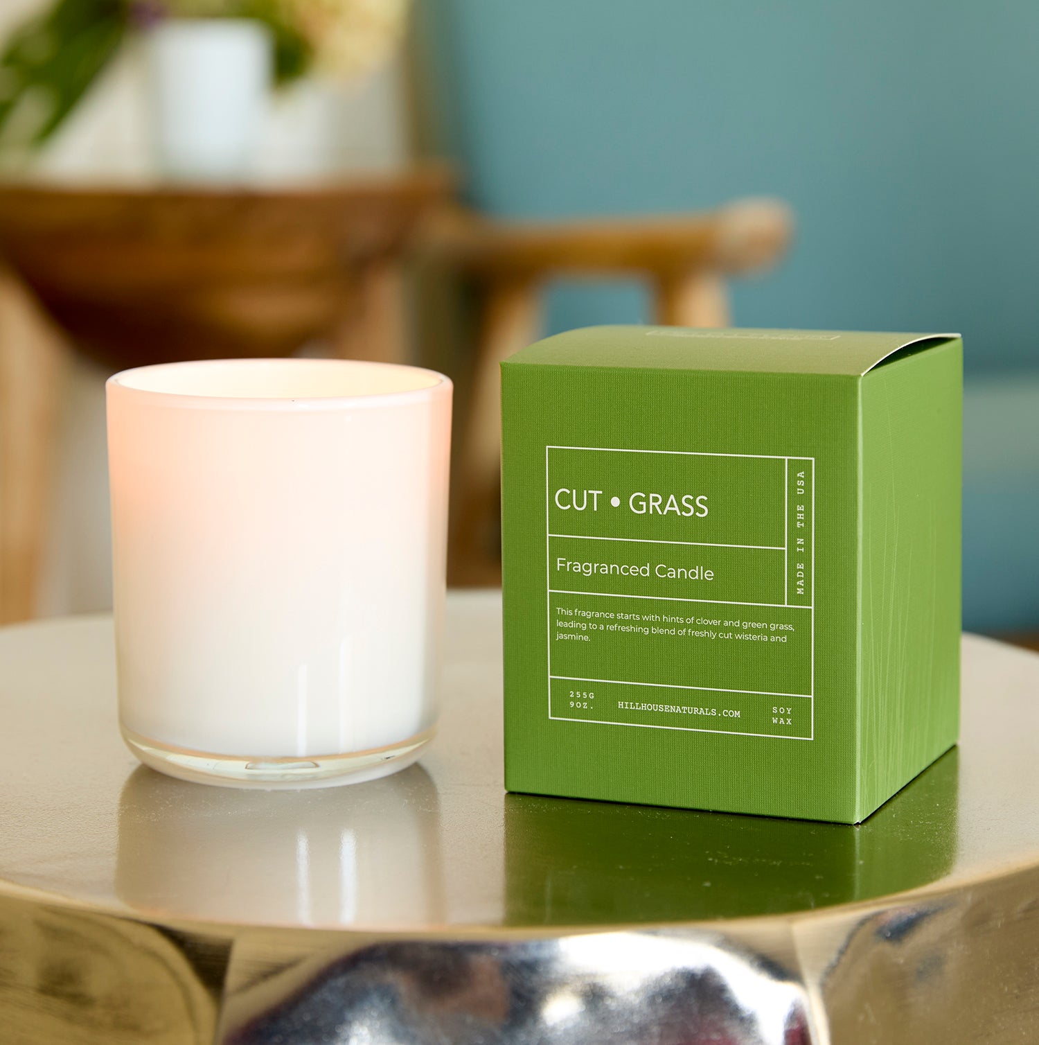 Cut Grass candle in white glass in box 9oz.