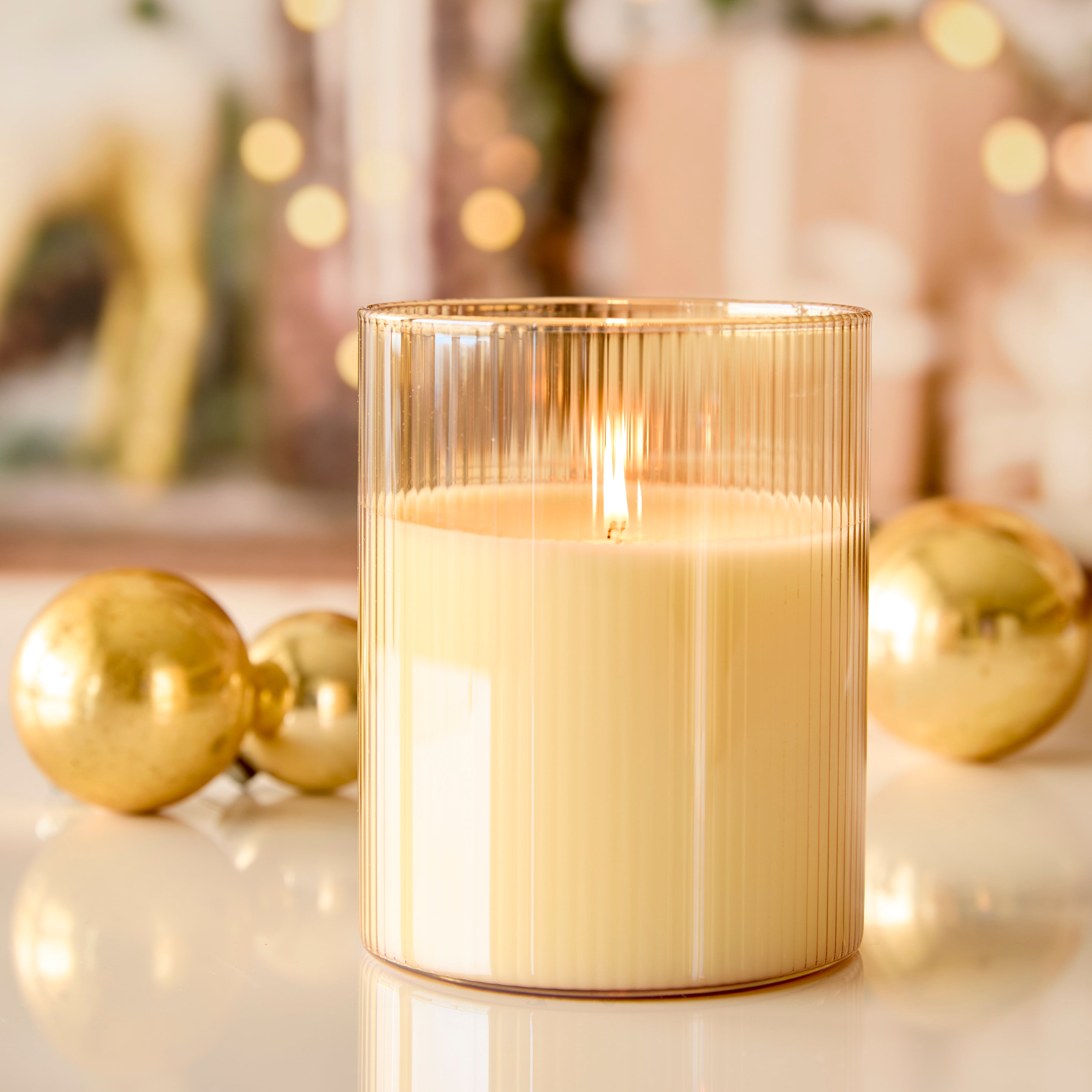 Christmas Candle In Lg. Gold Glass 15oz.